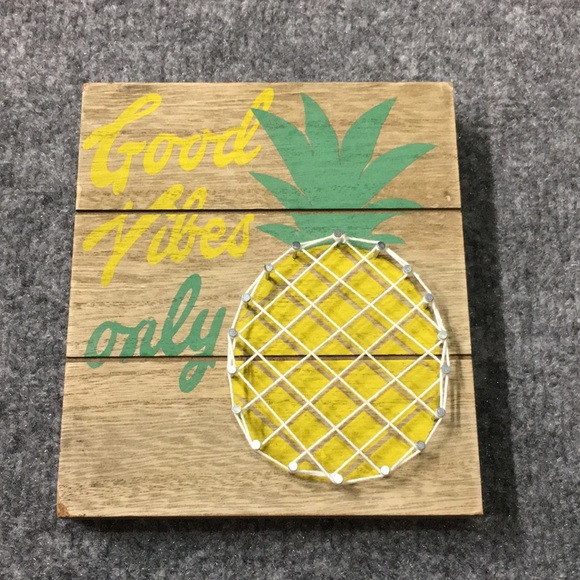Good Vibes Only Wood Sign - Picture 1 of 5